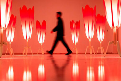 crimson-procession-immersive-light-sound-installation-reza-raeisifar-designboom-700-1-500x400-22b08q85r374