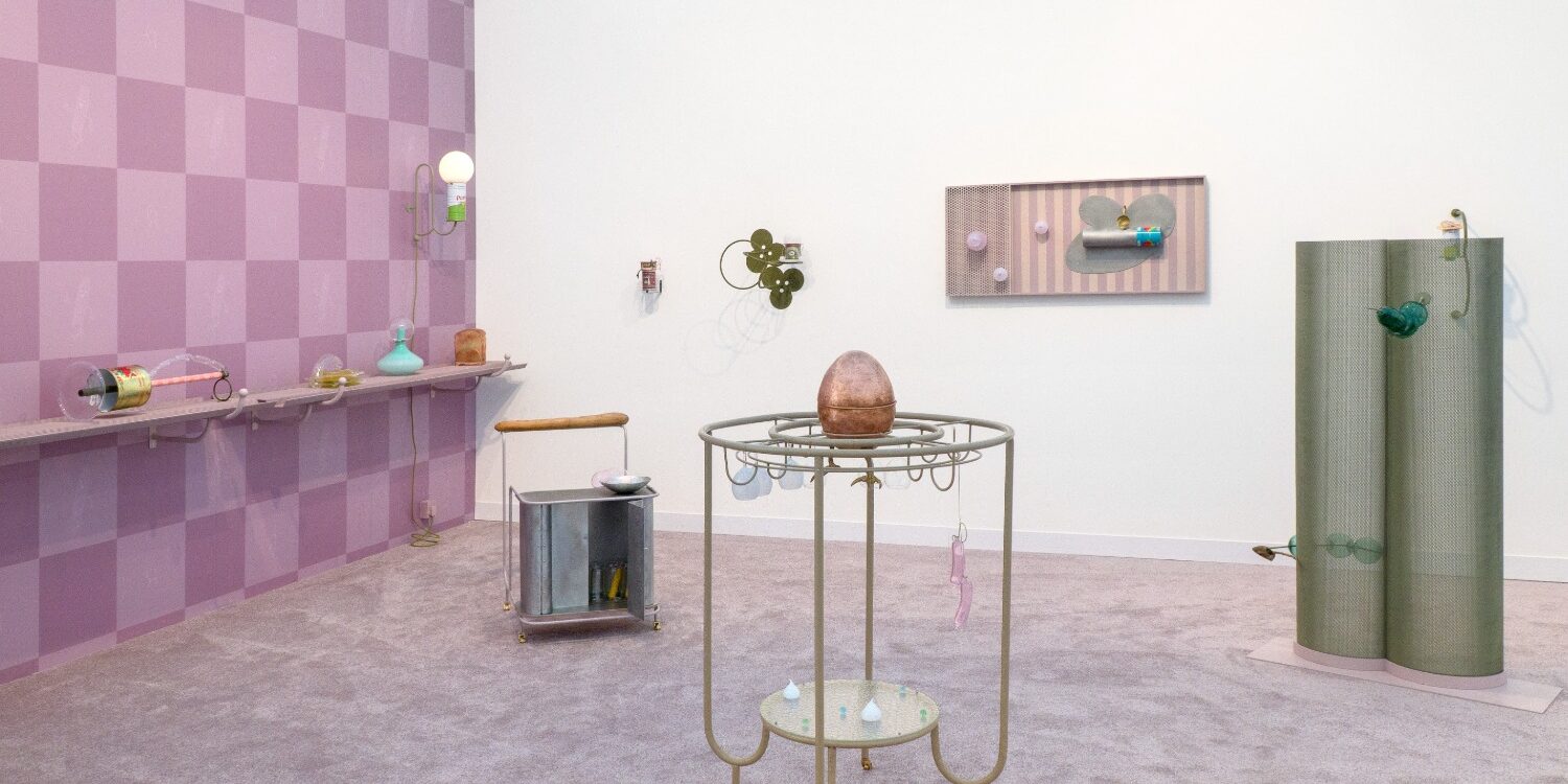 Y6ibbjP8yGova-OVpmM6tw2FStephHuang2CPublicGallery2CFriezeLondon2026-Installimage5_1500x1000