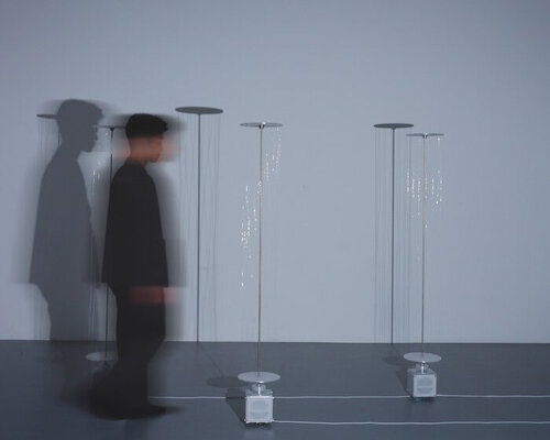 yotaro-sakamoto-schattenrequisit-column-kinetic-installation-threads-human-movement-shifting-shadows-designboom-700-500×400-22b08q85r846